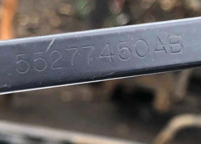 Поводок стеклоочистителя правый Dodge Ram 1500 / 2500 / 3500 / 4500 2012-2016 55277450AB
